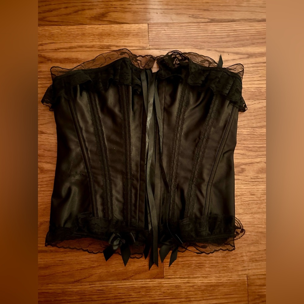 Women’s Sz S Witchy Gothic Dark Academia Inspired Black Lace Up Corset Top